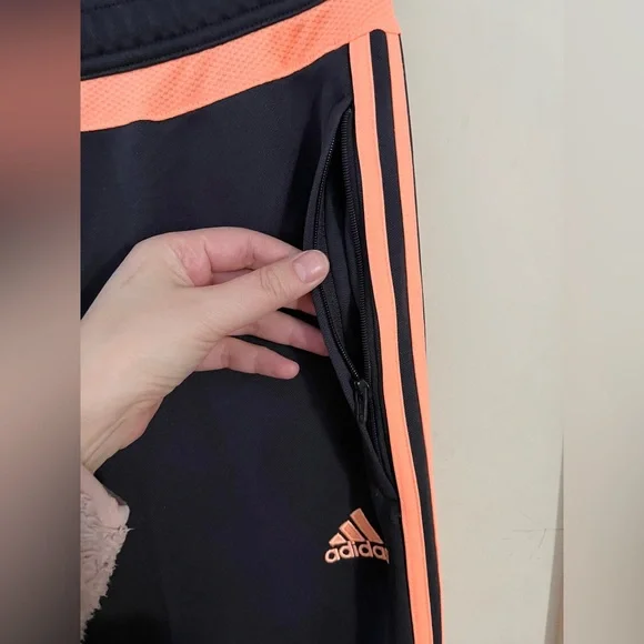 Adidas pants - Picture 4 of 5